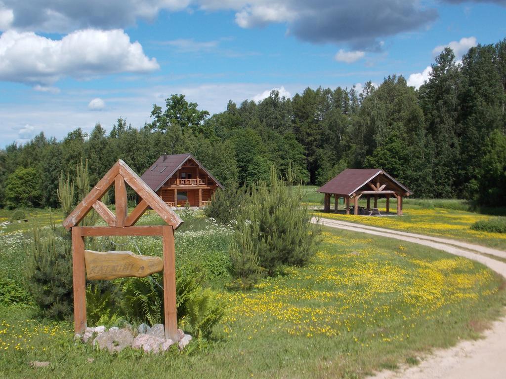 Guest House Kalnini Kārļi Екстериор снимка